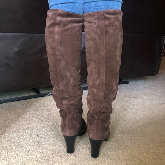 Vince Casper Suede Boots - Picture 2 of 6